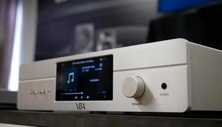 آمپلیفایر yba R-100طراحی کلاسیک و پیشرفته کیفیت ساخت بالا