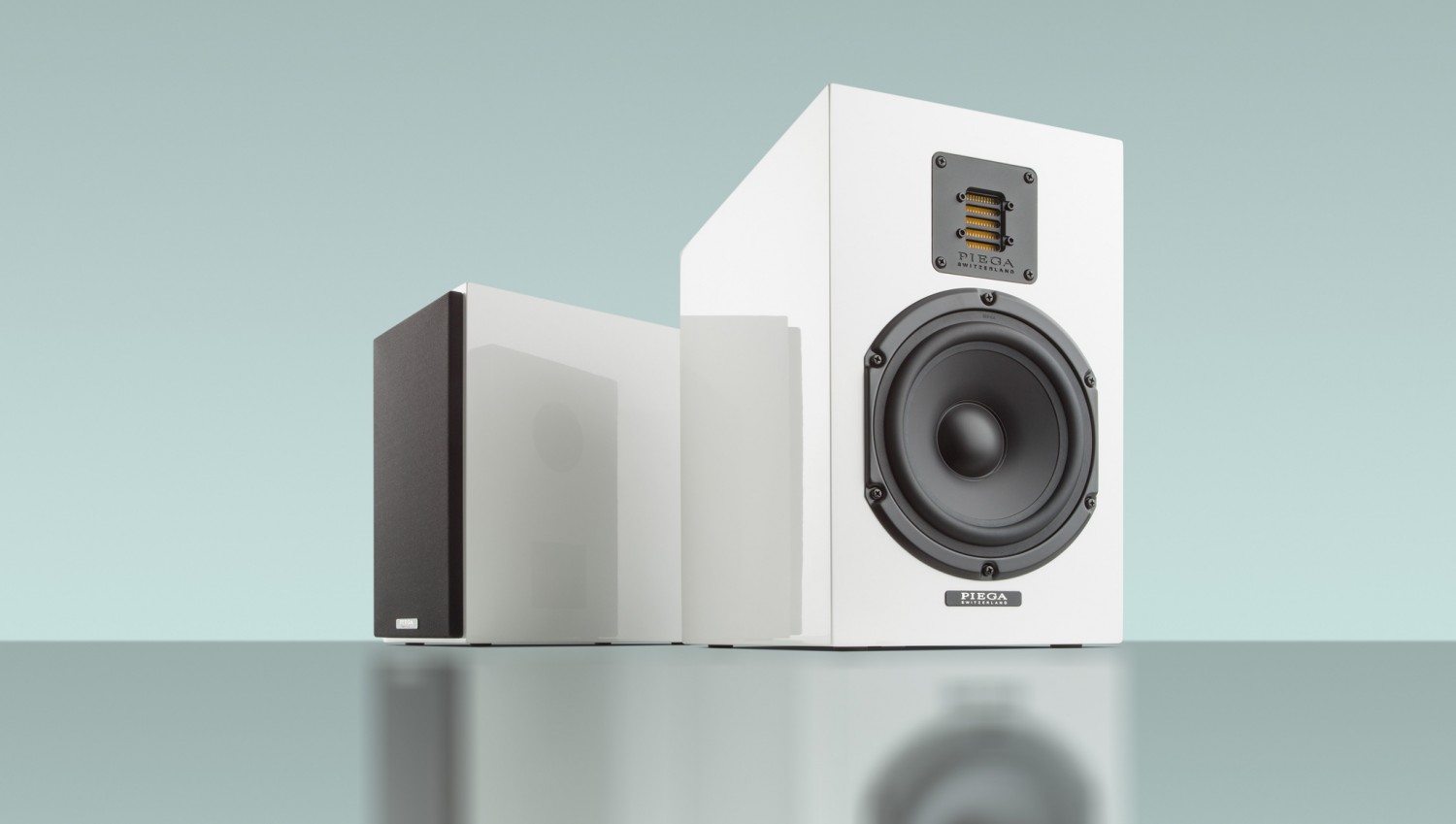 اسپیکر بوکشلف Piega Classic 3.0 – سفید پیانویی براق (Piano White)